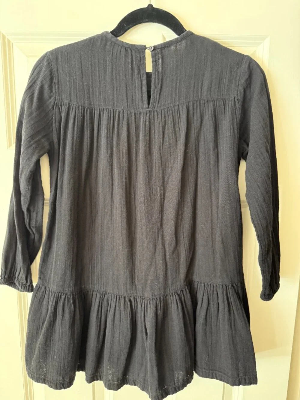 Zara Girl Black Embroidered Floral Long Sleeve Dress size 9